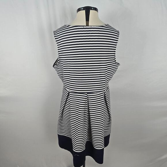 Rue21 Dress Women's 2X Navy White Striped Half Front Zip Sleeveless Ruffles NWT - Picture 6 of 15